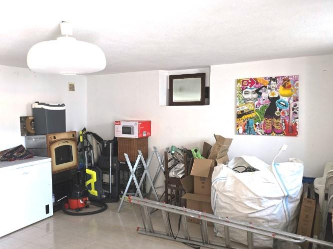 Image No.27-3 Bed House for sale