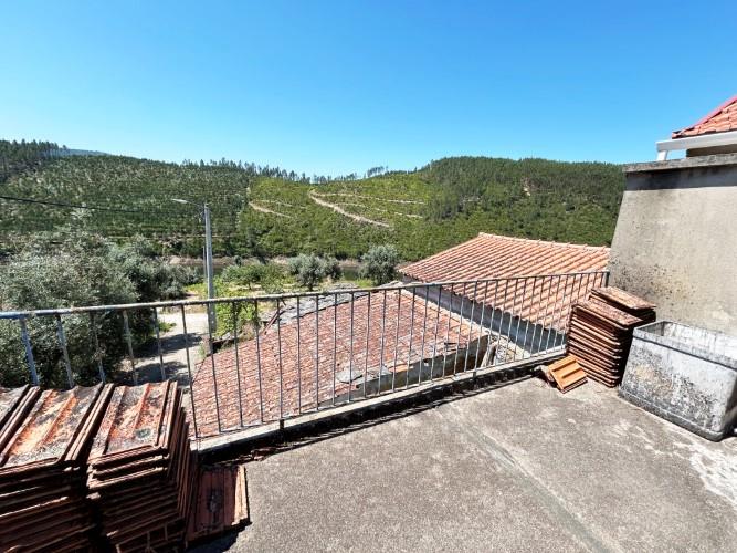 Image No.10-4 Bed Village House for sale