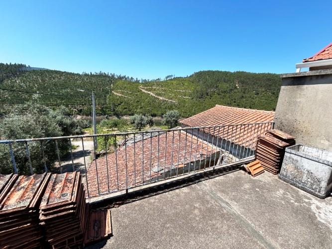 Image No.17-4 Bed Village House for sale