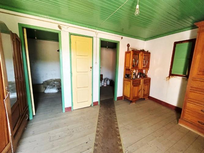 Image No.18-4 Bed Village House for sale