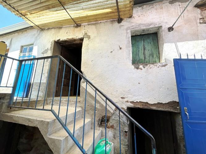 Image No.25-4 Bed Village House for sale