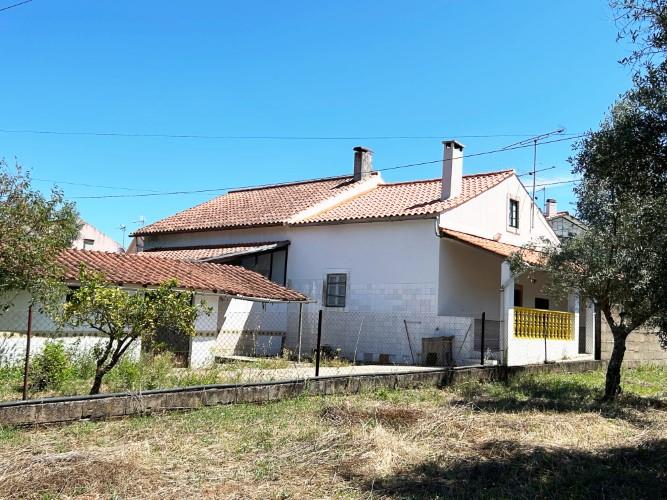 Image No.44-3 Bed Village House for sale