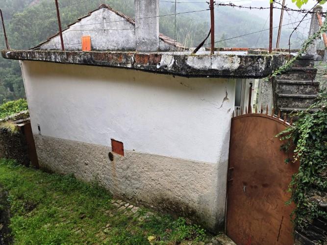 Image No.6-2 Bed Village House for sale