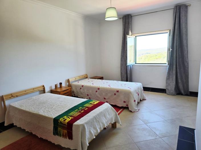 Image No.19-4 Bed Farmhouse for sale