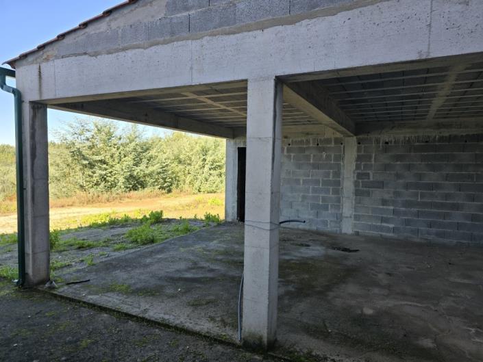 Image No.38-4 Bed Farmhouse for sale