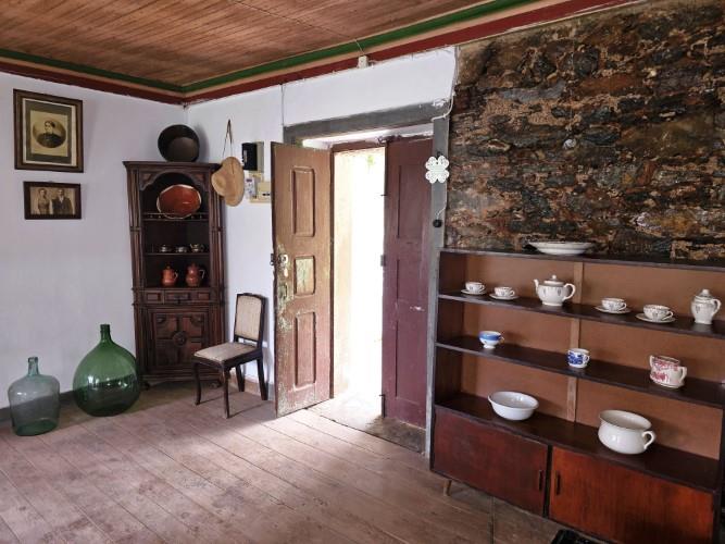 Image No.6-4 Bed Country House for sale