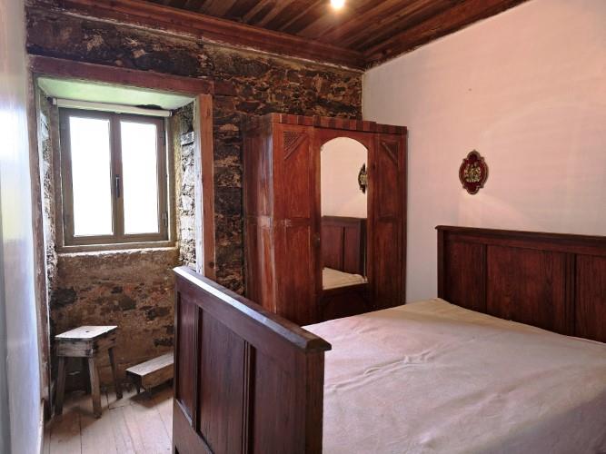 Image No.13-4 Bed Country House for sale