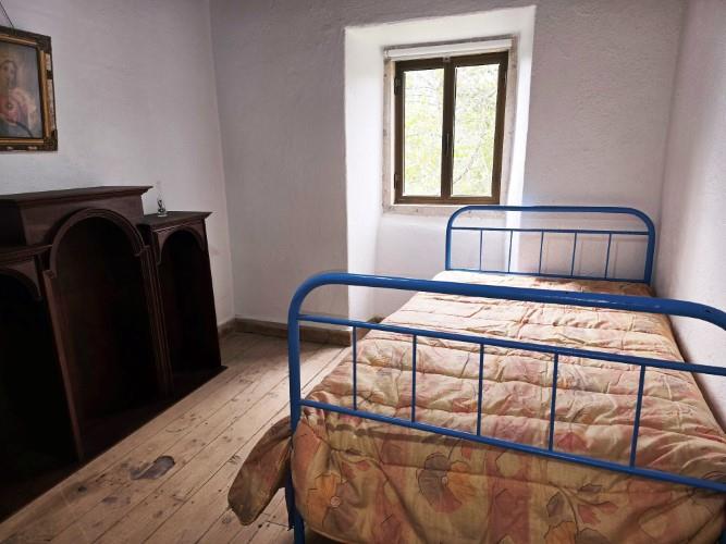 Image No.17-4 Bed Country House for sale