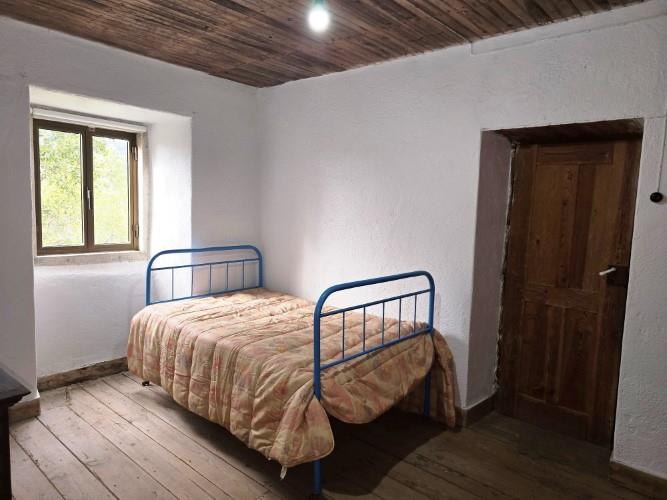 Image No.18-4 Bed Country House for sale