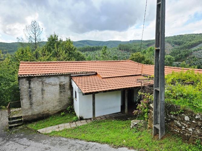 Image No.37-4 Bed Country House for sale