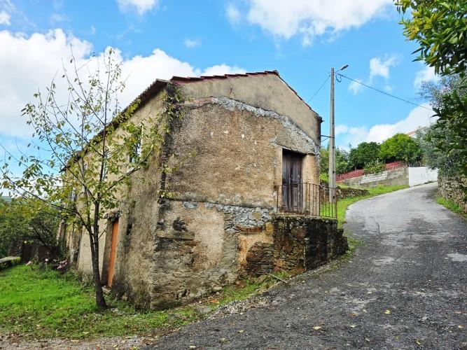 Image No.42-4 Bed Country House for sale