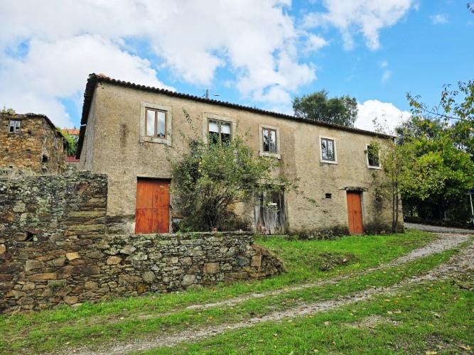 Image No.43-4 Bed Country House for sale