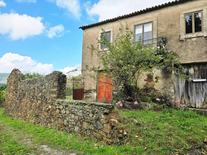 Image No.44-4 Bed Country House for sale