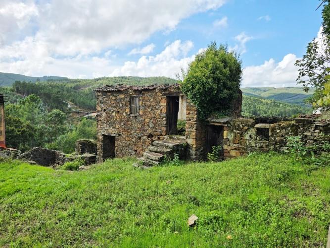 Image No.49-4 Bed Country House for sale