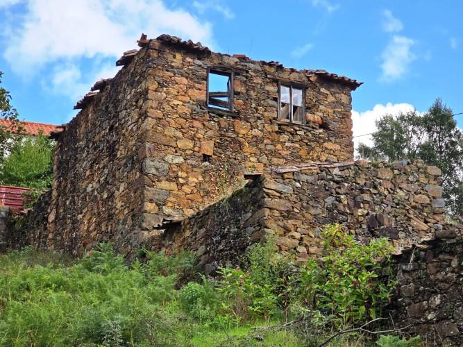 Image No.54-4 Bed Country House for sale