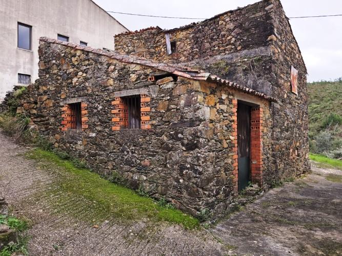 Image No.55-4 Bed Village House for sale