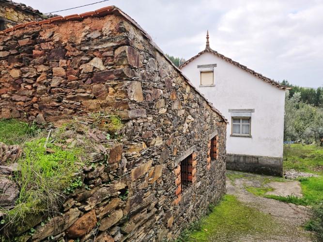 Image No.56-4 Bed Village House for sale