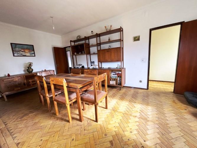 Image No.10-5 Bed House for sale