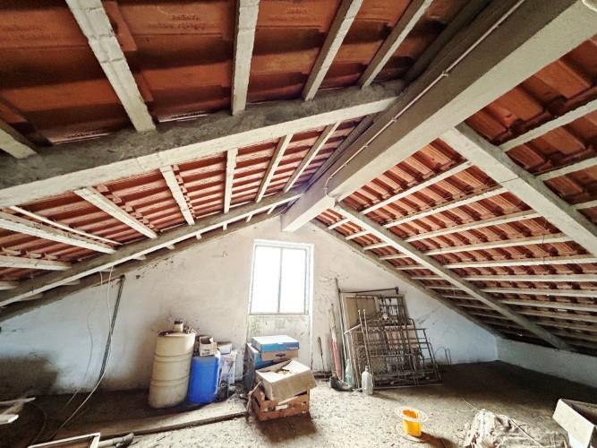 Image No.20-5 Bed House for sale