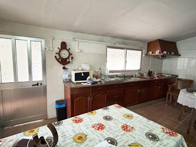 Image No.28-5 Bed House for sale