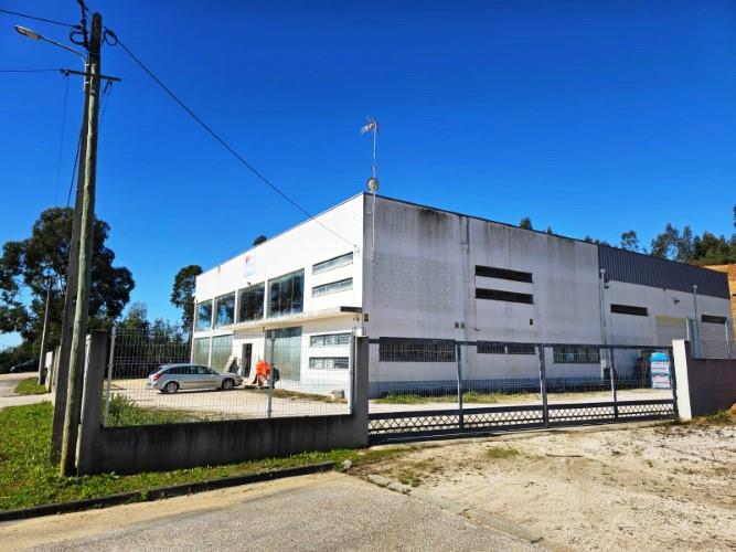 Image No.2-Commercial à vendre à Góis