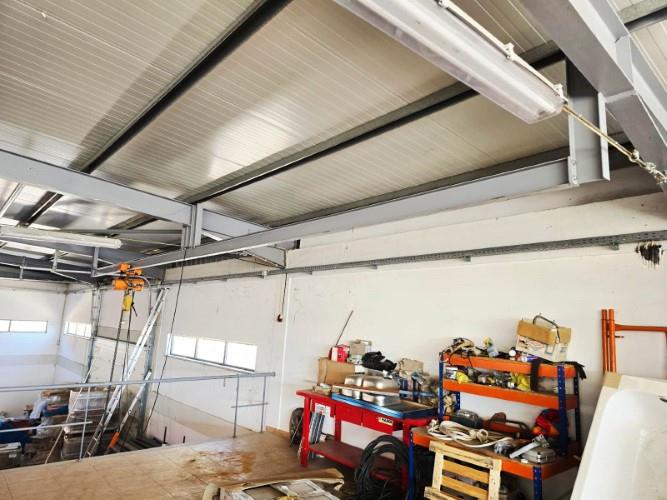 Image No.31-Commercial à vendre à Góis