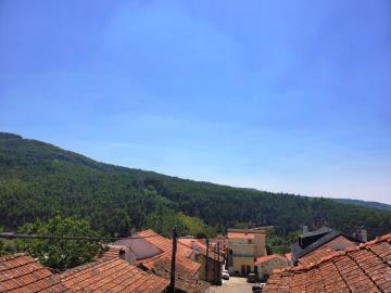 1 - Pedrógão Pequeno, House