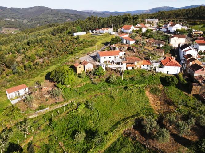 Image No.37-Maison de village de 2 chambres à vendre à Góis
