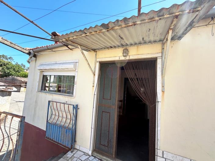 Image No.8-3 Bed Village House for sale