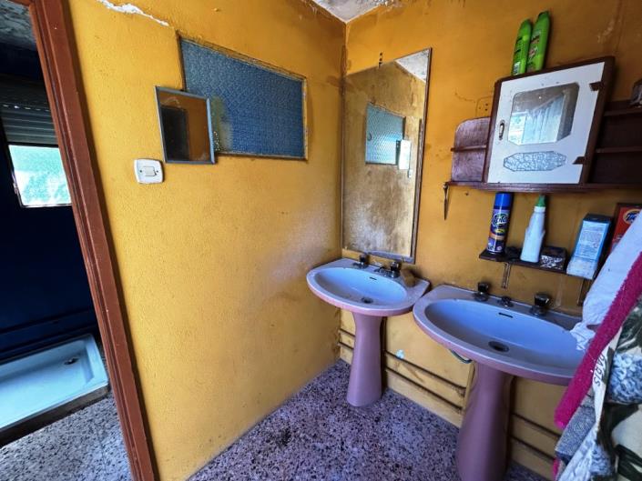 Image No.20-3 Bed Village House for sale