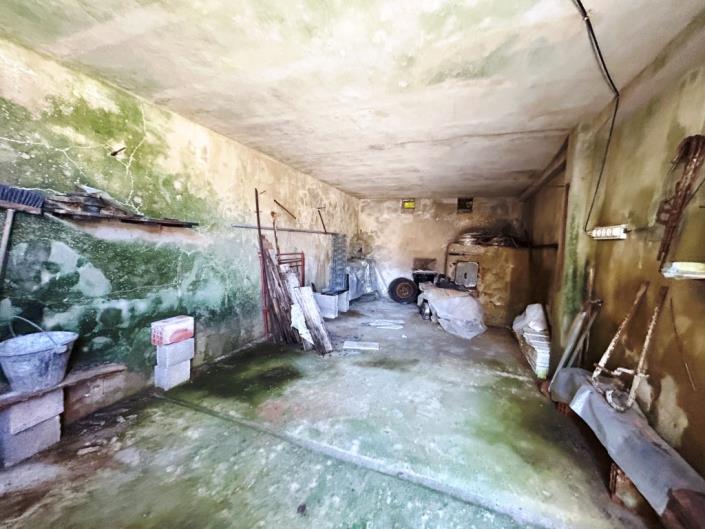 Image No.27-3 Bed Village House for sale