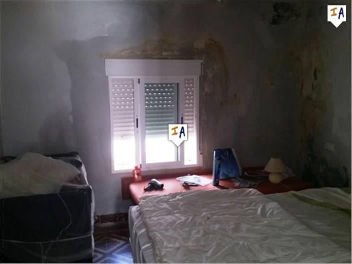 Image No.11-4 Bed House for sale