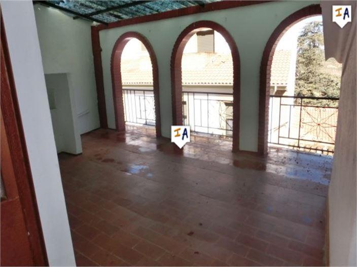 Image No.3-4 Bed House for sale