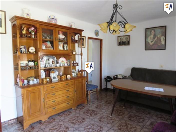 Image No.7-4 Bed House for sale