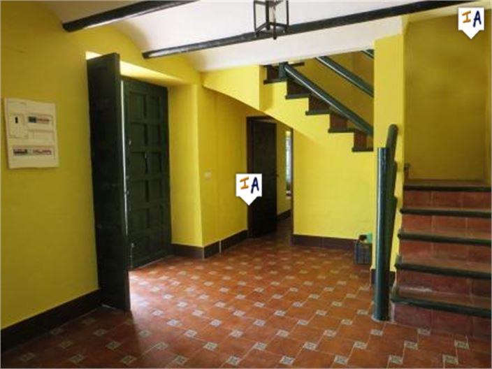 Image No.10-5 Bed Farmhouse for sale