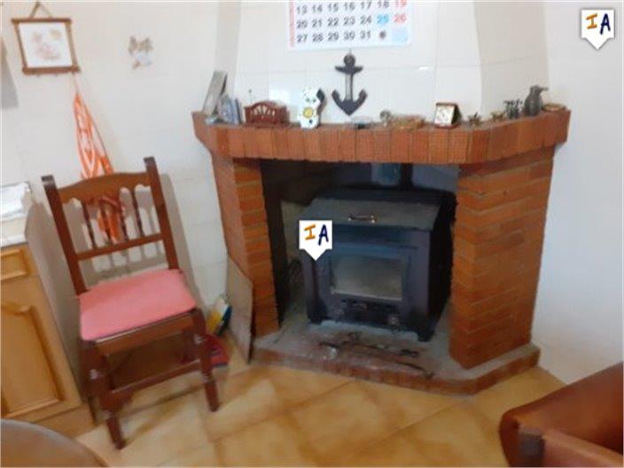 Image No.6-4 Bed House for sale