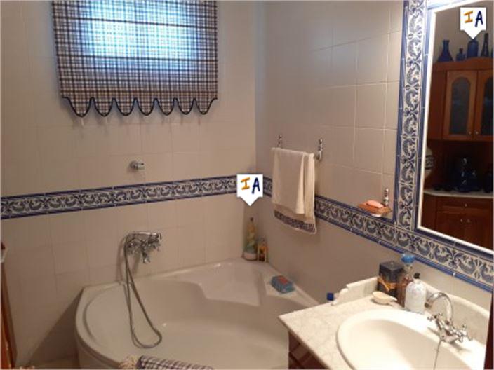 Image No.10-Maison de 4 chambres à vendre à Iznájar