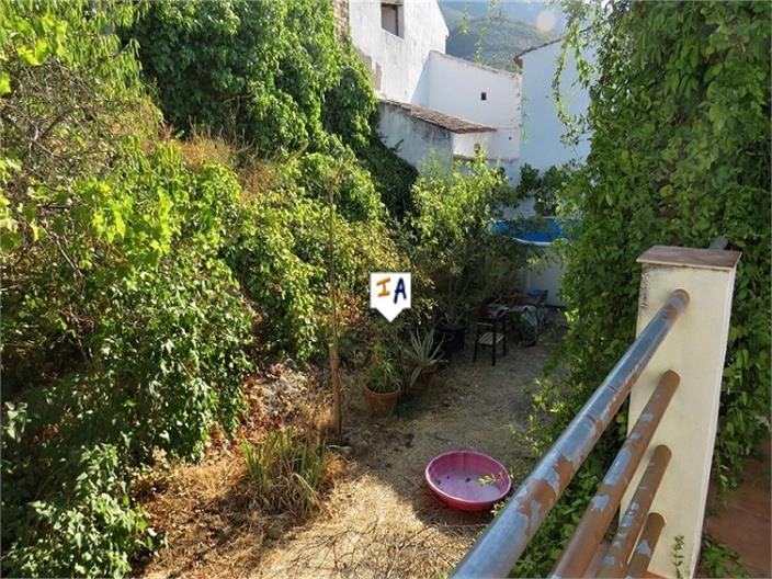 Image No.4-3 Bed House for sale