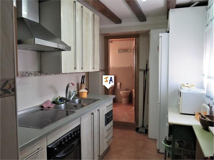 Image No.6-3 Bed House for sale