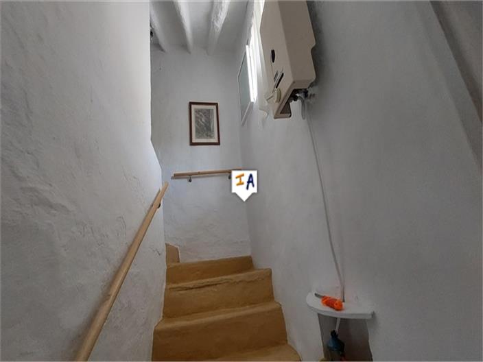 Image No.10-5 Bed House for sale