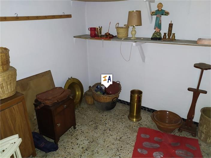 Image No.7-3 Bed House for sale