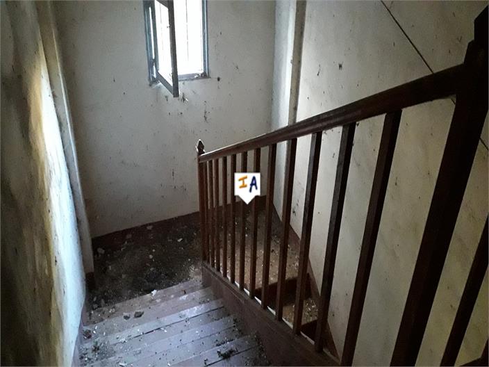 Image No.6-5 Bed Farmhouse for sale