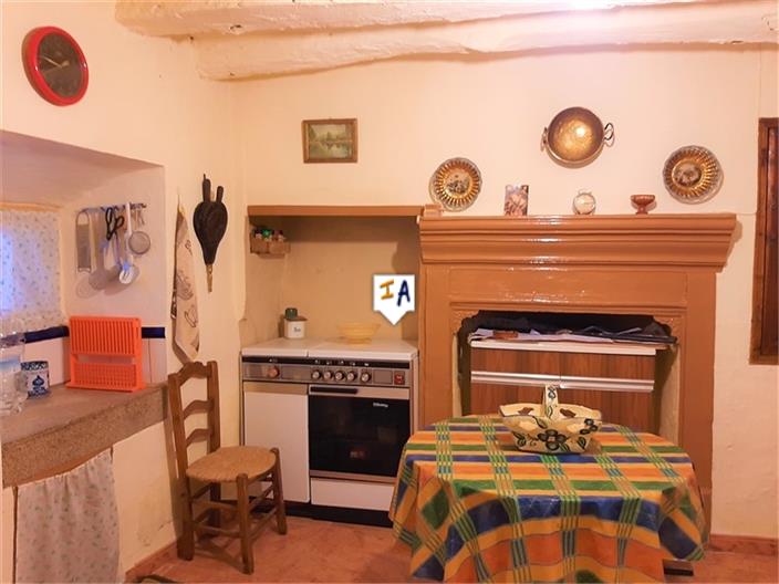 Image No.4-4 Bed House for sale