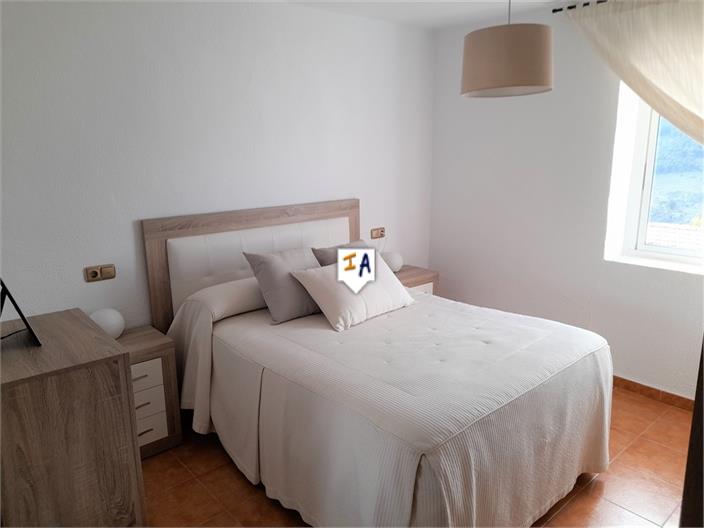 Image No.9-Maison de 5 chambres à vendre à Tozar