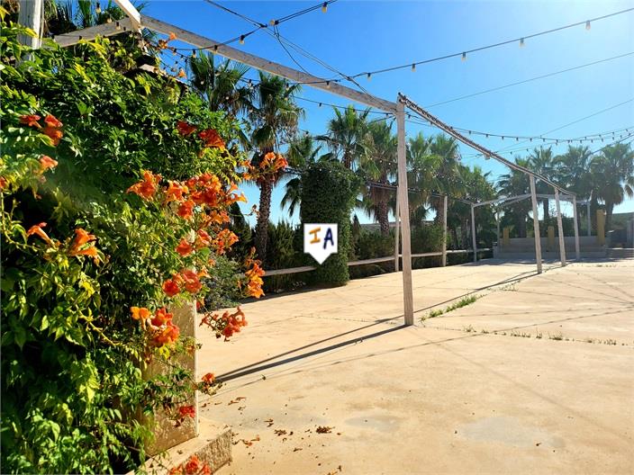 Image No.3-2 Bed Commercial for sale