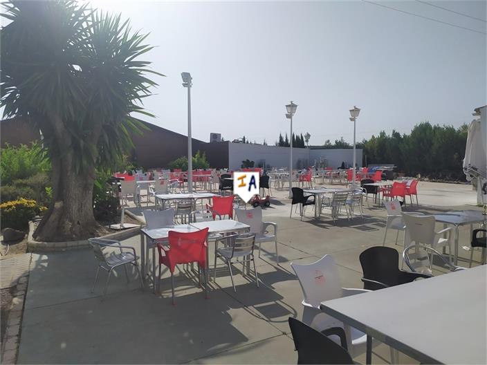 Image No.8-2 Bed Commercial for sale