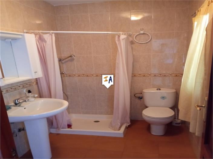 Image No.9-Maison de 5 chambres à vendre à Benalúa de las Villas