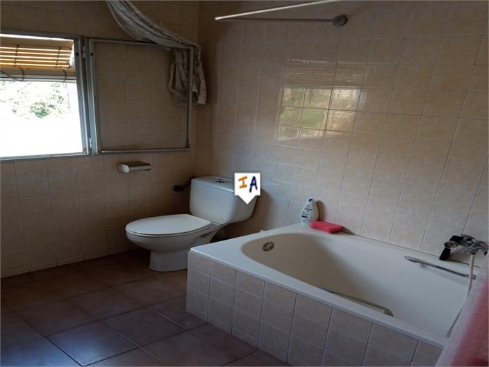 Image No.10-Maison de 5 chambres à vendre à Benalúa de las Villas