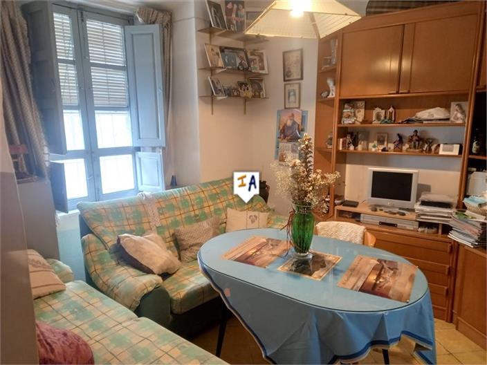 Image No.4-6 Bed House for sale