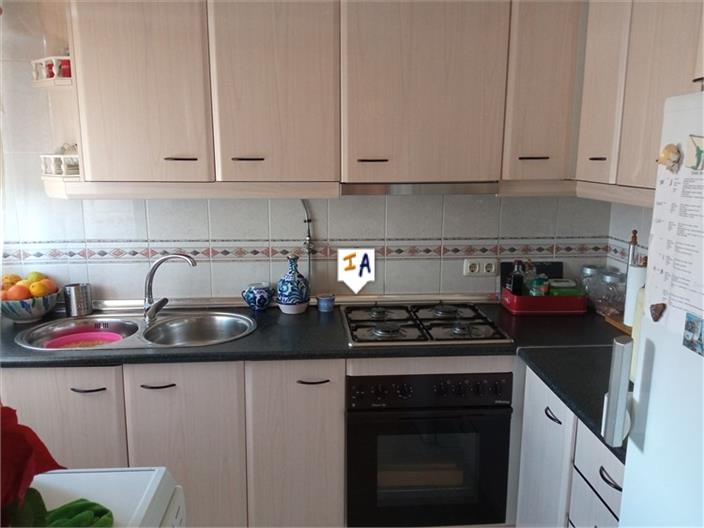 Image No.6-9 Bed House for sale